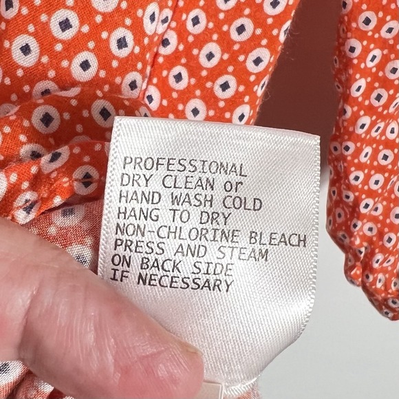 Anne Carson Women's Large Orange Blue White Geometric Print 3/4 Sleeve Blouse - Picture 8 of 8